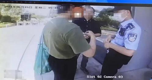 最新台风爆料新闻视频下载,揭秘视频爆料背后的风暴真相 第3张 最新台风爆料新闻视频下载,揭秘视频爆料背后的风暴真相 第3张