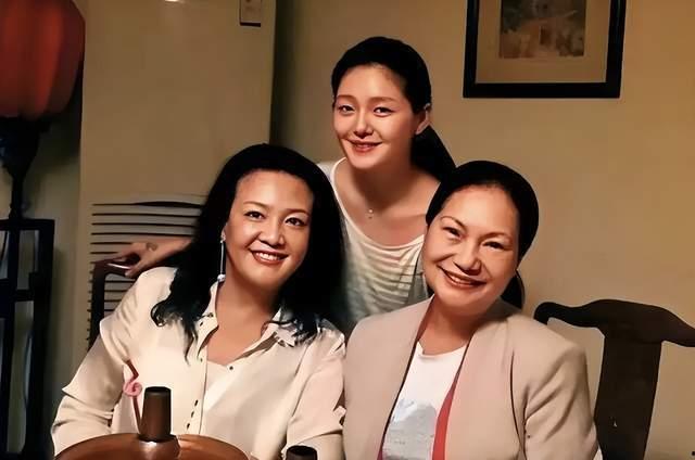 张兰爆料大s出轨最新,真相背后引发娱乐圈地震  第2张