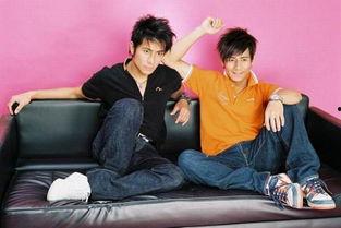 李东海恋爱爆料了吗视频,视频爆料揭示恋情细节  第2张